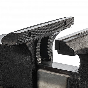 RUNTEC RT-ST10 Тиски слесарные 250 мм