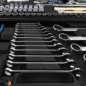 Licota ALK-8023F Набор инструмента 1/4" и 1/2", 167 предметов