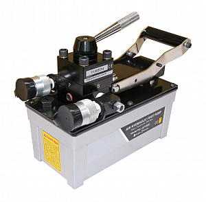 GARWIN INDUSTRIAL 811013-700-1600-2-P Насос ножной гидравлический с пневматическим приводом для двухполостного инструмента 700 бар; 1,6 л