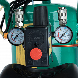 GARWIN PRO 840210-200-24 Компрессор поршневой 230 л/мин, 10 бар, ресивер 24 л, 2,5 л.с., 2850 об/мин
