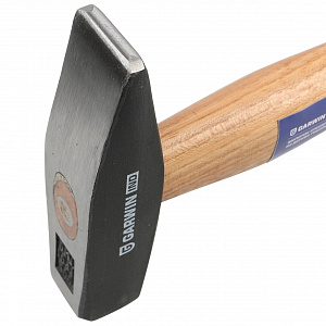 GARWIN INDUSTRIAL GHT-HW0600 Молоток слесарный Garwin INDUSTRIAL с рукояткой из дерева гикори, 600 г